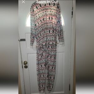 Disney Mickey Mouse fuzzy Christmas Pajamas set size 2x